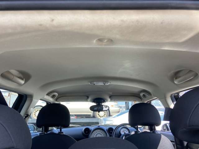 R225沿いのお店です☆お気軽にご来店ください☆お問い合わせはお気軽に通話料無料のフリーダイヤル0078-6002-925495までお問合せください☆