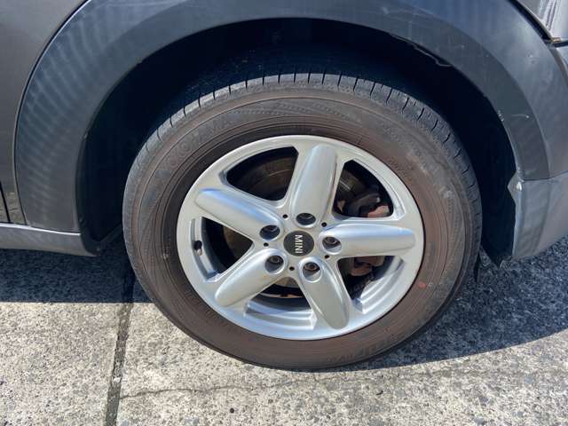 ロードスター☆鹿児島県鹿児島市下福元町7655　　電話：099-262-3141