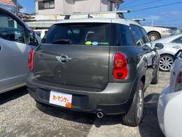 新車、中古車販売、車検整備、修理、カスタム、ドレスアップ、パーツ販売取り付けなど、クルマに関することなら当店にお任せ下さい！！