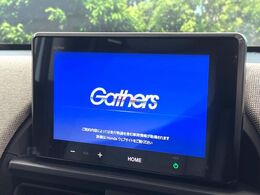 【純正8インチディスプレイオーディオ】お手持ちのスマートフォンとの連携で、ナビや音楽再生など各種アプリを使用可能。スマホに近い感覚でお使いいただけます♪