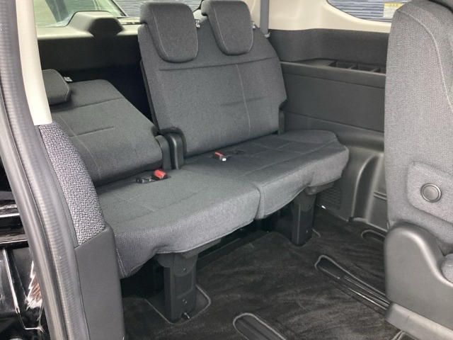 この度は、当店のお車をご覧いただきまして誠にありがとうございます！ご相談はこちらまで→【TEL0598-29-5111】お気軽に問合せください♪