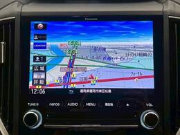 純正8インチナビ装備！！フルセグTV　CD　DVD再生　Bluetooth搭載！！