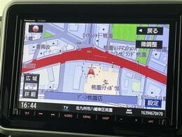 【純正ナビ】専用設計で車内の雰囲気にマッチしたナビが装備されています！利用時のマップ表示は見やすく、いつものドライブがグッと楽しくなります！