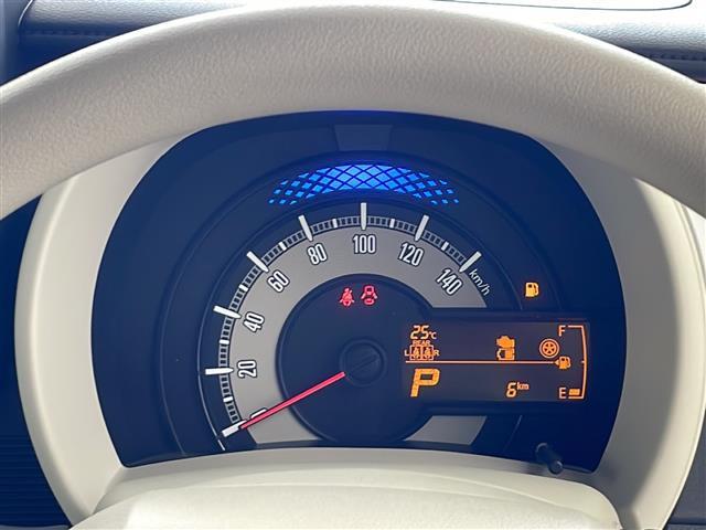 【スピードメーター】メーターがシンプルで見やすく運転しやすいですね！