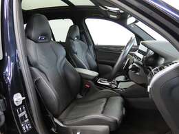 黒革シート、電動Mスポーツシート、Fシートヒーター