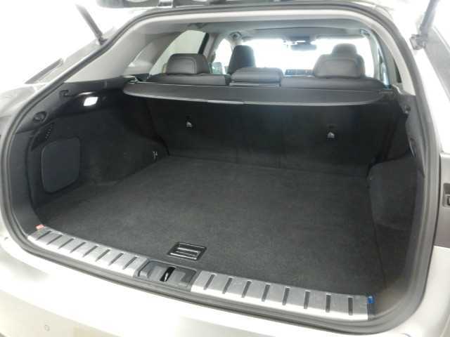 最新の入庫・販売情報などは当社ホームページhttp://www.carparco.comまで☆