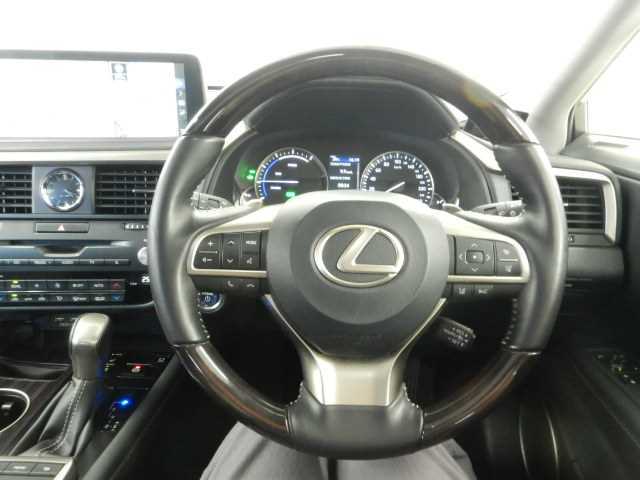 最新の入庫・販売情報などは当社ホームページhttp://www.carparco.comまで☆