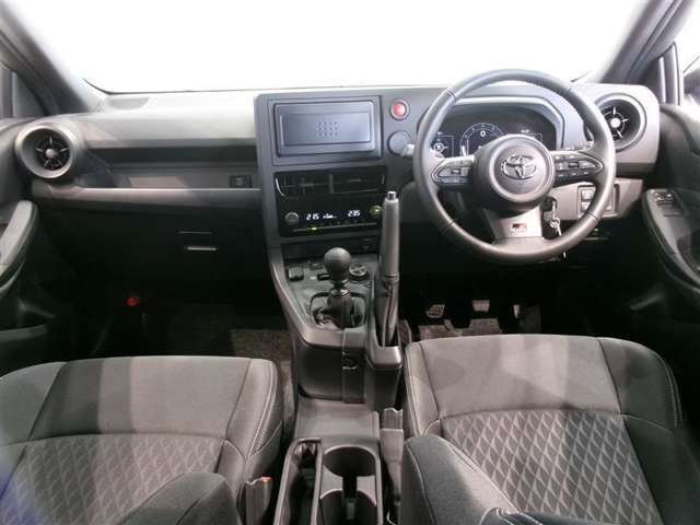 『まるごとクリーニング』施工済みで、キレイ・清潔な車となっております。