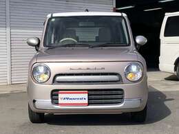 4型☆SDナビ☆地デジTV☆Bluetooth☆専用レザーシート☆革巻きハンドル☆HIDオートライト☆アイドリングストップ☆純正アルミホイール☆スマートキー・プッシュスタート☆オートエアコン☆