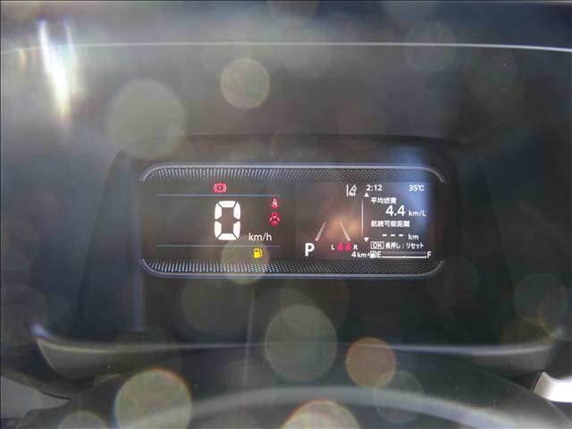 写真で見るよりも現車を　現車をみると写真で見ていたイメージとは少し違う部分もございます。また写真ではわからなかった車の魅力にも気づくことができるので、ぜひご来店ください！