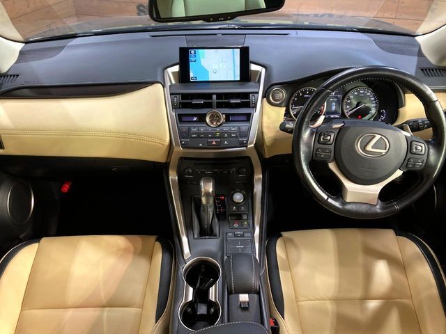 グループ総在庫数約30，000台！！全国の系列店からメーカー・車種問わずご紹介出来るので、あなたにピッタリのお車が見つかるはずです♪まずはお問い合わせ下さい☆