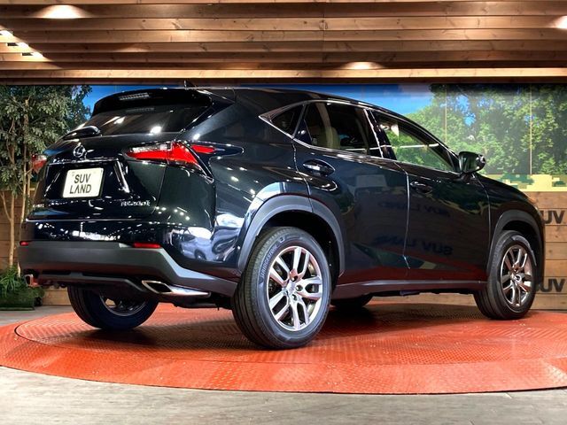 ☆全国のネクステージからお取り寄せが可能※！遠方の店舗に展示してあるクルマが気になる場合も、最寄りの店舗でご覧いただくことが可能です！是非私たちに要望をお聞かせください！※別途費用