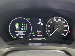 【スピードメーター】『スピードメーター』の画像になります。メーターがシンプルで見やすく運転しやすいですね！