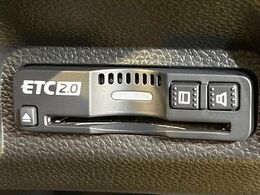 【ETC】高速道路の料金所をストレスなく通過！話題のスポットやサービスエリアに多い「スマートIC」利用時は必須のアイテムです。当店でセットアップを実施、ご納車当日からすぐにご利用いただけます！