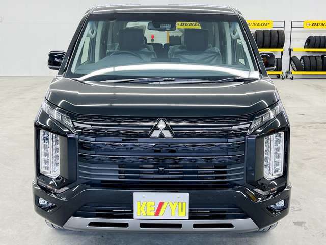 当社の展示車は全車両に車両状態説明書を掲示しております。修復歴の有無は勿論、ドア等の外板の交換歴の有無までも表示☆口頭説明では無く書面にてお渡ししております☆