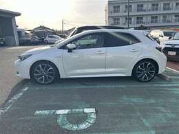 この度は数ある中古車の中から当店の車両をご覧下さり、誠に有難うございます。