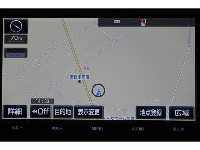 純正SDナビゲーションです。（NSZT-Y66T）　 初めて行く場所も迷うことなく安心です。