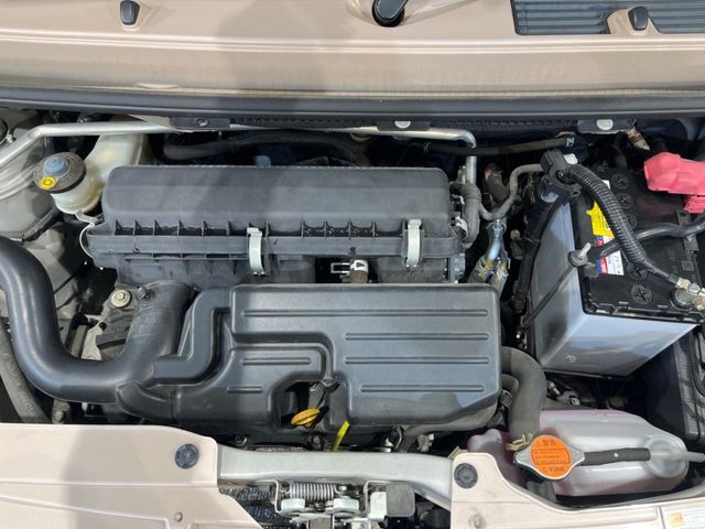 親切・丁寧な専門メカニックスタッフが応対！・車検・点検整備・事故等の修理などアフターサービスも安心。お車のカスタマイズもネクステージのサービススタッフまでご相談ください！