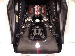 自然吸気V8エンジン