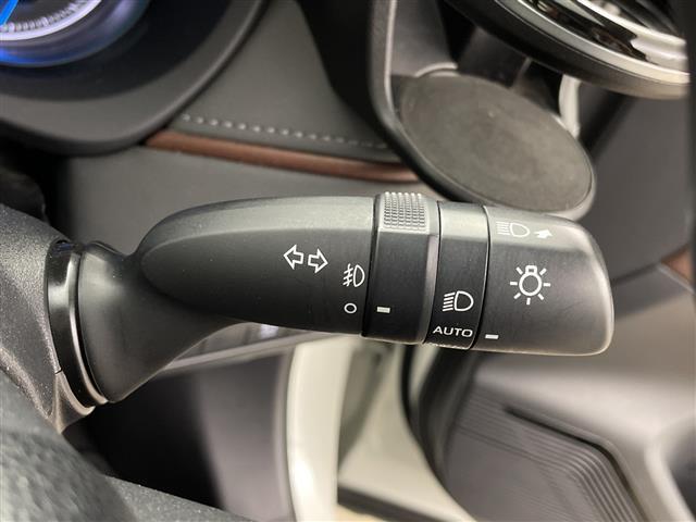 【運転席操作部】快適なドライブを楽しむための機能が装備されています！運転席から触れるので、使いやすいです！除菌プランいれていただくと、さらに清潔で安心していただけます！