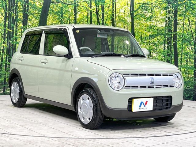 大好評のボディコーティング「弾スプラッシュコート」もご納車までに施工可能。通常のガラスコートと異なる、耐久年数6年の無機質ガラスコーティングが、ボディをキレイな状態に保ってくれます。
