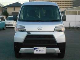 女性スタッフも常勤しておりますので、女性の方やお子様連れの方もお気軽にご来店・お問い合わせ下さい。県央道つくば牛久ICから車で10分の立地のため、ドライブがてらぜひお気軽にお立ち寄りください。