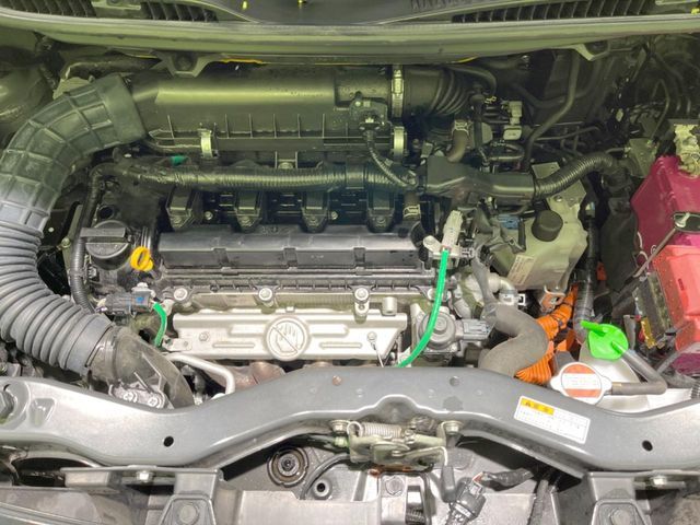 親切・丁寧な専門メカニックスタッフが応対！・車検・点検整備・事故等の修理などアフターサービスも安心。お車のカスタマイズもネクステージのサービススタッフまでご相談ください！