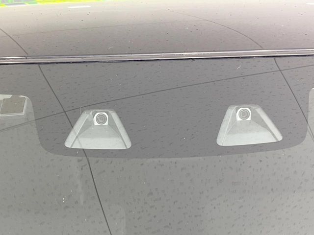 【スズキ　セーフティサポート】走行中に前方の車両等を認識し、衝突しそうな時は警報とブレーキで衝突回避と被害軽減をアシスト。より安全にドライブをお楽しみいただけます。