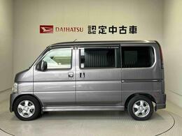 側面からの写真です。ご希望のお車が見当たらない場合は、弊社スタッフがしっかりとお客様のご要望に合ったお車をお探し致します。