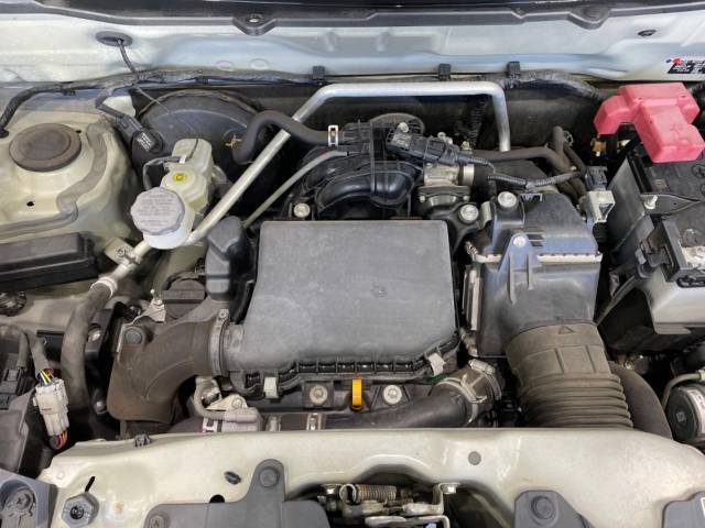 親切・丁寧な専門メカニックスタッフが応対！・車検・点検整備・事故等の修理などアフターサービスも安心。お車のカスタマイズもネクステージのサービススタッフまでご相談ください！