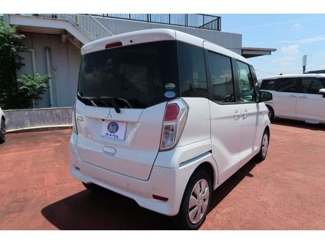 オートベル東バイパス店・オートベル浜線バイパス嘉島店・オートベルサンロードシティ人吉店の熊本県下3店舗に総在庫常時800台以上を展示しております。