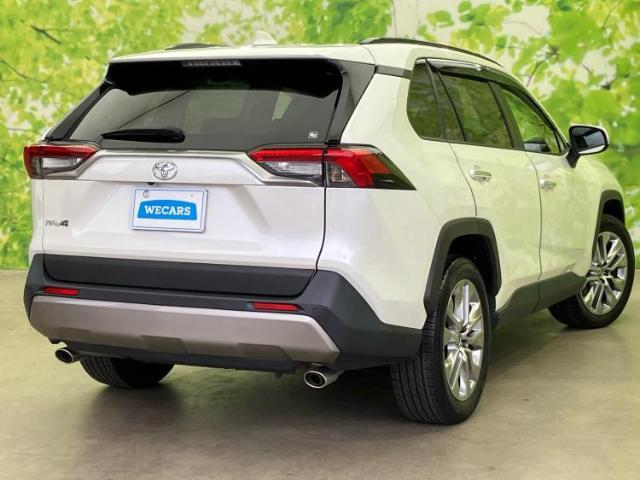 全国に店舗を展開しているのでどこでもお取り寄せが可能です！この車が気になるけど遠方だから・・・と諦める必要はありません！※別途陸送費が必要です。