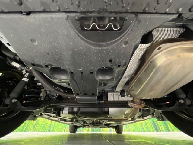 下回りがきれいなうちに、防錆加工の施工がオススメ。降雪地域はもちろん、沿岸部にお住いの方や、趣味でマリン・ウィンタースポーツをされる方に大変好評いただいております。