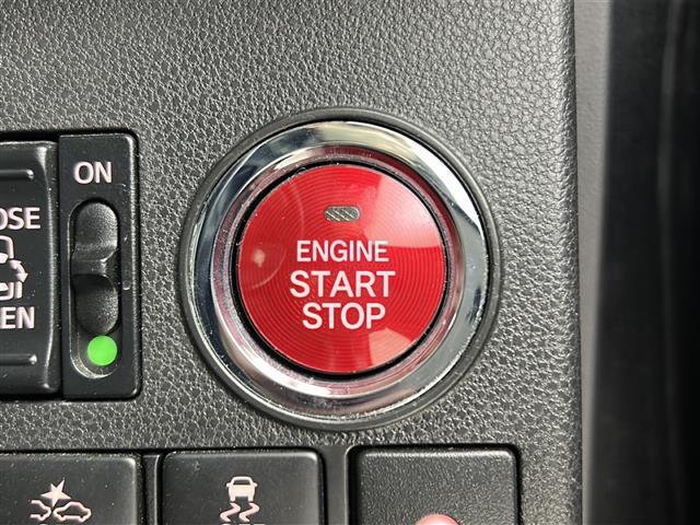 【運転席操作部】快適なドライブを楽しむための機能が装備されています！運転席から触れるので、使いやすいです！除菌プランいれていただくと、さらに清潔で安心していただけます！