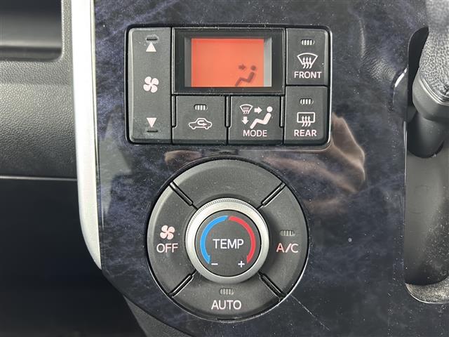 【運転席操作部】快適なドライブを楽しむための機能が装備されています！運転席から触れるので、使いやすいです！除菌プランいれていただくと、さらに清潔で安心していただけます！