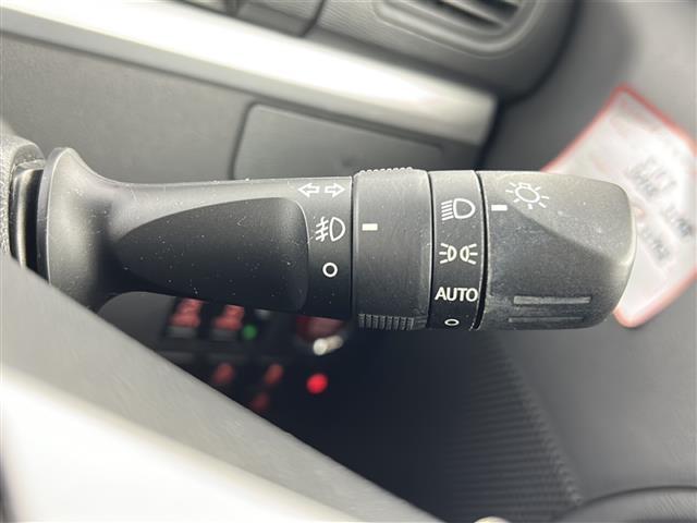 【運転席操作部】快適なドライブを楽しむための機能が装備されています！運転席から触れるので、使いやすいです！除菌プランいれていただくと、さらに清潔で安心していただけます！