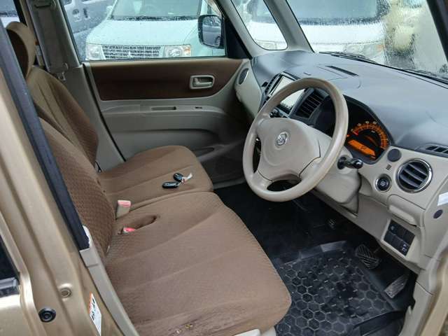 リーズナブルな車輌を豊富に取り揃えております。ぜひ一度ご来店下さい。お待ちしております。