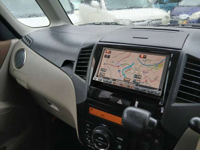 溝部鹿児島空港ICから車で10分。国道504号線沿いに御座います。