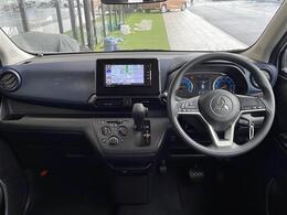 【インパネ全体】全方位で視界が広く、高い目線で運転もしやすいです！◆乗って触って体感してみてください！！当社車両は試乗可能です！お気軽にスタッフまでご相談ください！