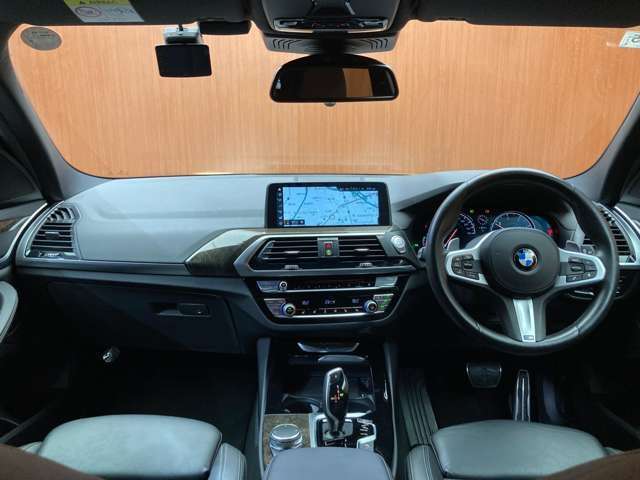 BMW、メルセデス、アウディといったドイツのプレミアムブランド中心とした、各種輸入車ブランドを同時に較べることができます。