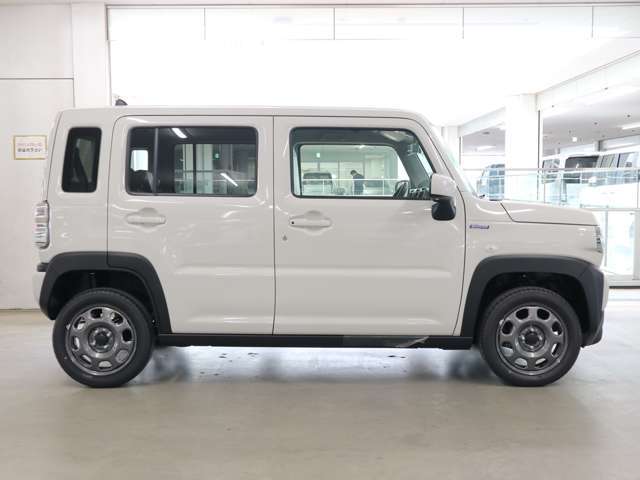 毎日新規物件入庫！3500台の高品質車をぜひとも、ご自身の目で直接ご覧になって、ご実感下さい、自身を持ってお勧めいたします。