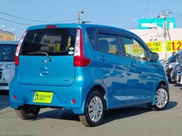 便利な5ドア、チョット大き目の買い物をしたとき、リアシートをアレンジすることでたっぷりとした荷物空間が出来ます。