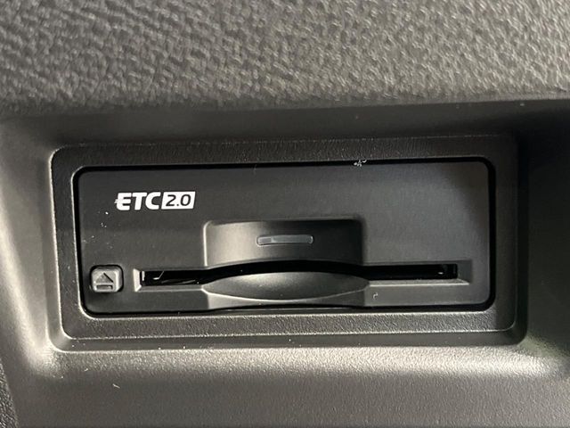 【ETC】高速道路の料金所をストレスなく通過！話題のスポットやサービスエリアに多い「スマートIC」利用時は必須のアイテムです。当店でセットアップを実施、ご納車当日からすぐにご利用いただけます！