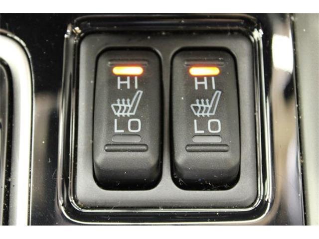 大好評のボディコーティング「ハイモースコート」もご納車までに施工可能。雨染みや線傷など中古車だからと諦めていませんか？ピカピカの状態でお乗り出しいただけます。