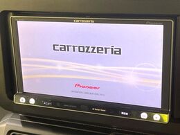 【ナビゲーション】目的地までしっかり案内してくれる使いやすいナビ。Bluetooth接続すればお持ちのスマホやMP3プレイヤーの音楽を再生可能！毎日の運転がさらに楽しくなります！！