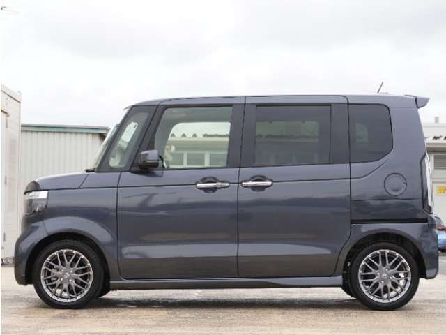 ◆掲載情報◆お目当てのお車が売約になってもお待ちください。他の在庫車もございます。ご案内させていただきますのでお気軽にお申し付けください。