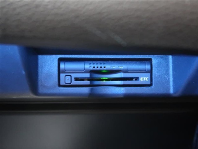 ETC車載器を装備しており、スマートインターチェンジも利用できます。