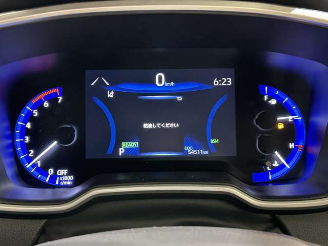 お近くの方はぜひご来店を♪　車検付のお車はご試乗も可能ですので装備や状態をしっかりとご確認頂けます。