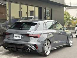 ＊保証書・取説・スペアキーも勿論揃っております。*スピードリミッター280Km仕様