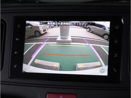 【バックカメラ】駐車が苦手な方でも安心してお乗りいただけます。リバース連動で画面が切り替わるのでとっても便利です。